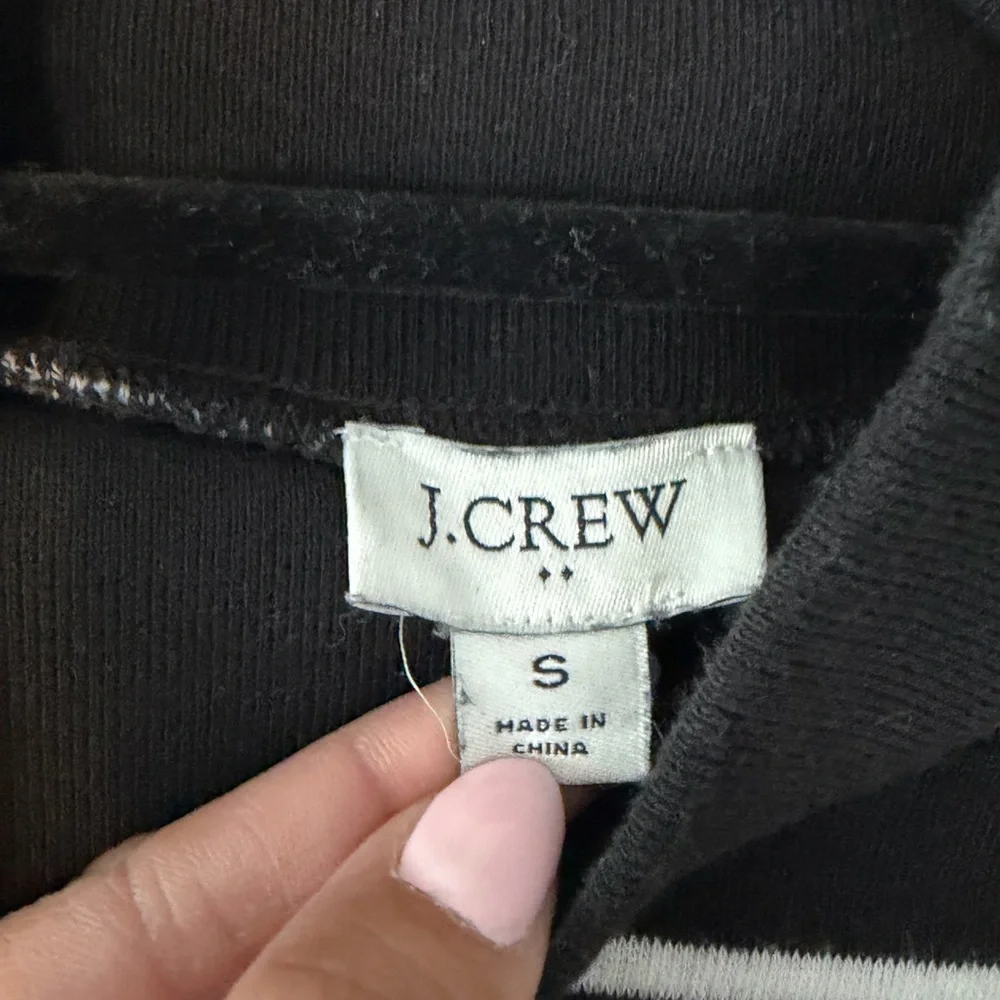 J. Crew Black & White Striped Button-Neck Pullover shirt top sweatshirt small 💕